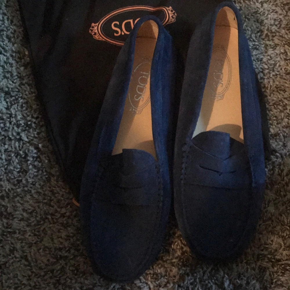 Tod’s Suede Driving Moccasins in Carolina Blue